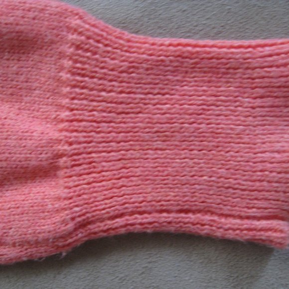 Old Navy Women's Sweater Coral Tropics Softest V-Neck Pullover Sweater Sz S/P - Picture 10 of 12